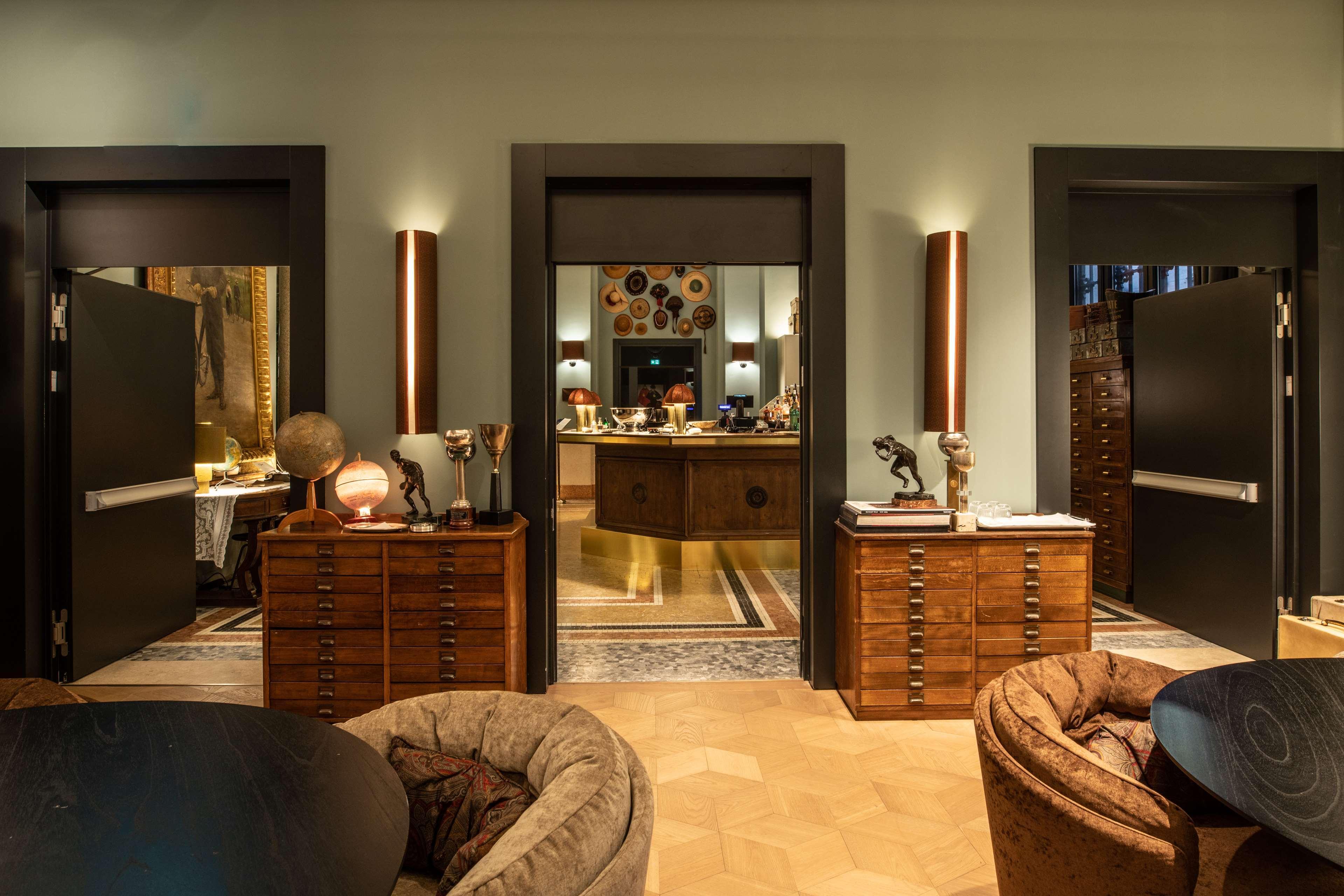 Radisson Collection Hotel, Palazzo Touring Club Milão Exterior foto The interior of the store