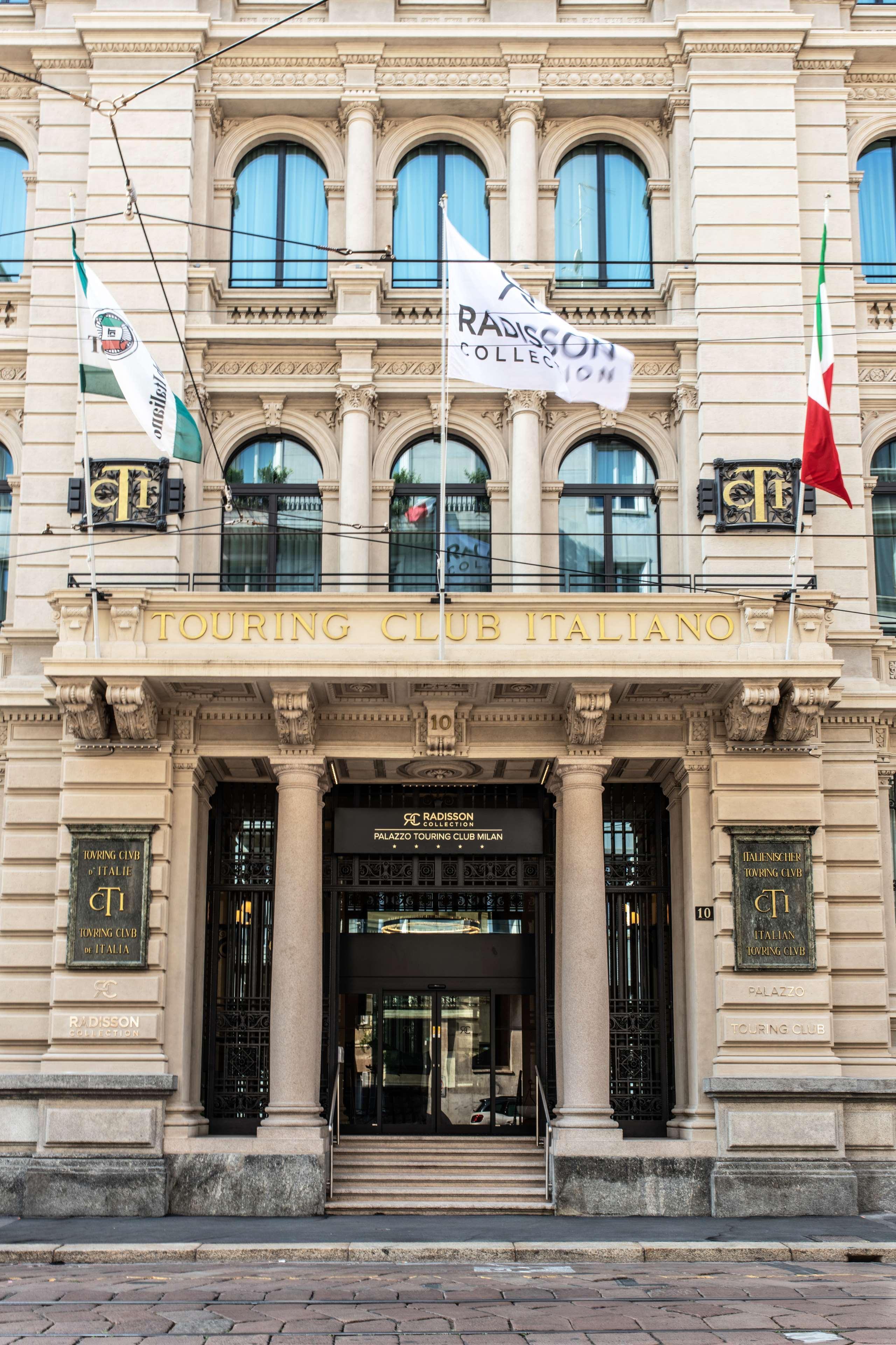Radisson Collection Hotel, Palazzo Touring Club Milão Exterior foto The Milan headquarters of the Touring Club Italiano